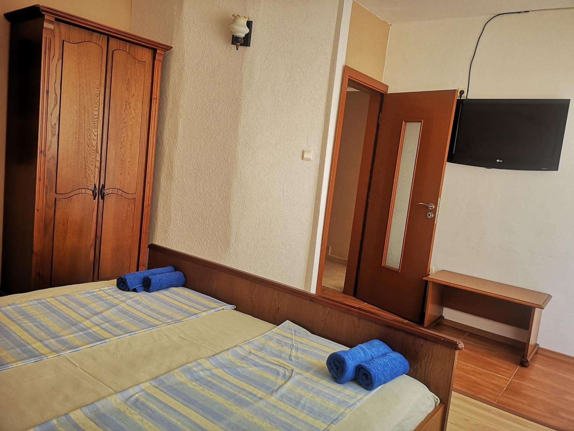 Paunovi Guest House 普里莫尔斯科 外观 照片