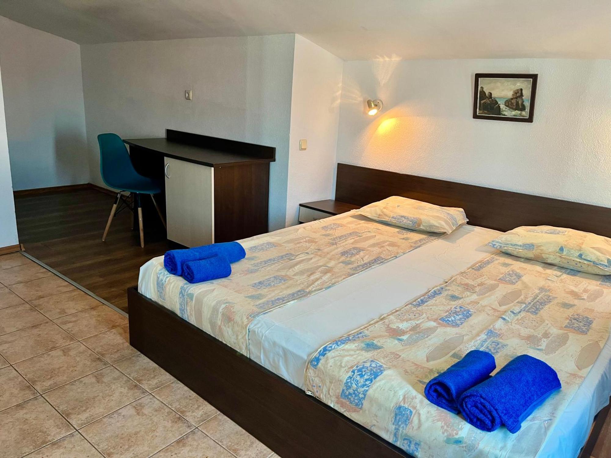 Paunovi Guest House 普里莫尔斯科 外观 照片